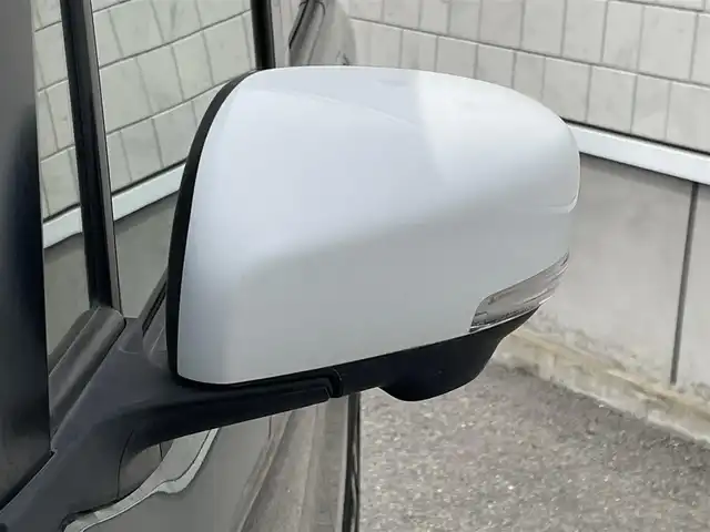スズキ ハスラー Jスタイル Ⅱ 山形県 2016(平28)年 8.3万km クールカーキパールメタリック/ホワイト2トーンルーフ ４ＷＤ/純正ナビ/【CD/DVD/AM/FM/フルセグ/USB/BT/AUX)/ＨＩＤヘッドライト/フォグランプ/オートライト/ウィンカーミラー/ハーフレザーシート/前席シートヒーター/ブレーキアシスト/車線逸脱防止警報/グリップコントロール/ダウンヒルアシストコントロール/横滑り防止装置/プッシュスタート/スマートキー/電動格納ミラー/ドアミラーヒーター/純正ドアバイザー/純正フロアマット