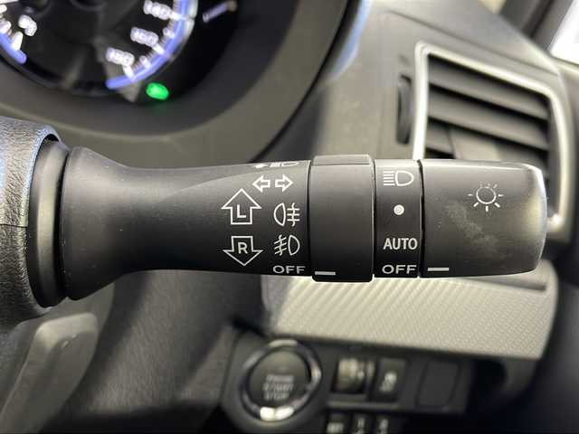 スバル レヴォーグ 2．0GT－S アイサイト 新潟県 2014(平26)年 6.2万km パール 4WD/純正メモリナビ/　フルセグTV/CD/DVD/USB/レーダークルーズコントロール/衝突被害軽減ブレーキ/レーンキープアシスト/レザーシート/前席パワーシート/前席シートヒーター/D席メモリーシート/ビルトインETC/バックモニター/横滑り防止装置/LEDヘッドライト/オートライト/パドルシフト/レザーステアリング/ステアリングスイッチ/禁煙車