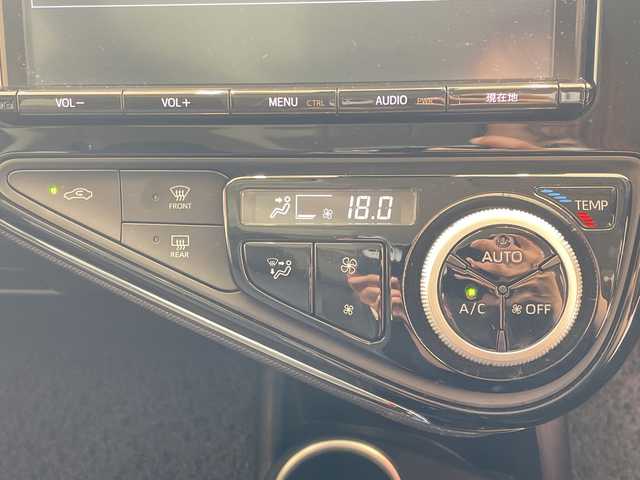 トヨタ アクア G ソフトレザーセレクション 埼玉県 2017(平29)年 3万km ライムホワイトパールクリスタルシャイン トヨタセーフティセンス/モデリスタエアロ/純正9インチSDナビ/　　CD/DVD/BT/フルセグ/バックカメラ/LEDオートライト/フォグランプ/レザーシート/純正アルミホイール/プッシュスタート/スマートキー2本/ビルトインETC