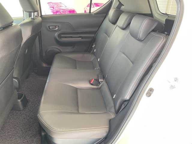 トヨタ アクア G ソフトレザーセレクション 埼玉県 2017(平29)年 3万km ライムホワイトパールクリスタルシャイン トヨタセーフティセンス/モデリスタエアロ/純正9インチSDナビ/　　CD/DVD/BT/フルセグ/バックカメラ/LEDオートライト/フォグランプ/レザーシート/純正アルミホイール/プッシュスタート/スマートキー2本/ビルトインETC