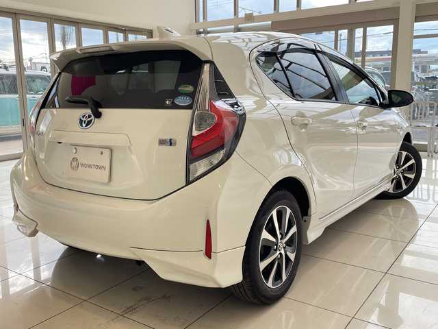 トヨタ アクア G ソフトレザーセレクション 埼玉県 2017(平29)年 3万km ライムホワイトパールクリスタルシャイン トヨタセーフティセンス/モデリスタエアロ/純正9インチSDナビ/　　CD/DVD/BT/フルセグ/バックカメラ/LEDオートライト/フォグランプ/レザーシート/純正アルミホイール/プッシュスタート/スマートキー2本/ビルトインETC