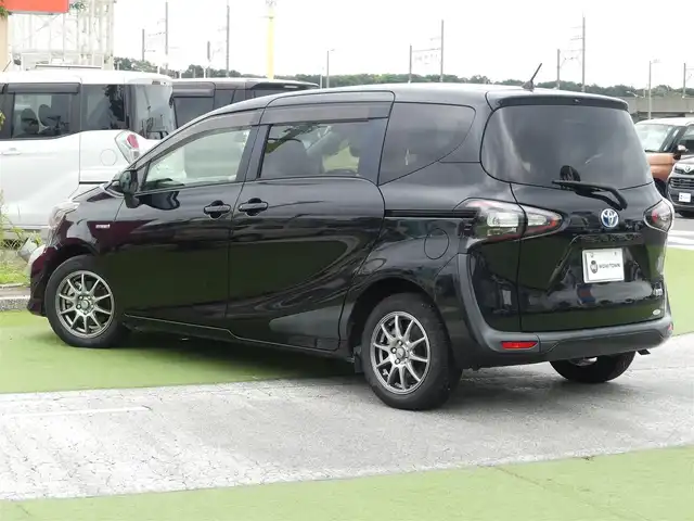 トヨタ シエンタ ハイブリッド X 千葉県 2016(平28)年 5.4万km ブラックマイカ モデリスタフロントフポイラー/左パワースライドドア/右イージークローザードア/純正SDナビ/地デジTV/【DVD/CD再生機能　Bluetooth接続】/バックカメラ/フリップダウンモニター/ドライブレコーダー（前後撮影）/前席シートヒーター/ETC/LEDヘッドライト/フォグライト/ウインカーミラー/社外15インチアルミホイル/キーレス