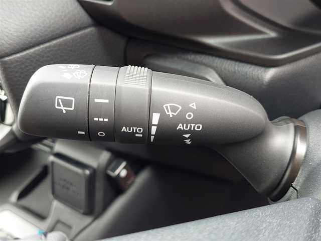 トヨタ ランドクルーザー ２５０ VX 東京都 2025(令7)年 0.7万km アバンギャルドブロンズメタリック ムーンルーフ/純正ディスプレイオーディオ/パノラミックビューモニター/ビルトインETC2.0/デジタルインナーミラー/パワーバックドア/シートヒーター/ベンチレーションシート/パワーシート/ステアリングヒーター/Toyota Safety Sense/・プリクラッシュセーフティ/・レーントレーシングアシスト/・レーダークルーズコントロール/・アダプティブハイビームシステム/・ブラインドスポットモニター/・コーナーセンサー