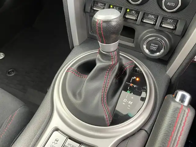 トヨタ ８６ GT 大分県 2015(平27)年 2.7万km クリスタルホワイトパール 社外ナビ/（フルセグ/CD/DVD/Bluetooth）/モデリスタエアロ/クスコタワーバー/パドルシフト/走行モード切替/（SNOW/sports）/クリアランスソナー/バックカメラ　/ETC/オートライト/オートエアコン/社外アルミホイール/プッシュスタート・スマートキー/保証書・取扱説明書/スペアキー
