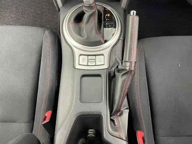 トヨタ ８６ GT 大分県 2015(平27)年 2.7万km クリスタルホワイトパール 社外ナビ/（フルセグ/CD/DVD/Bluetooth）/モデリスタエアロ/クスコタワーバー/パドルシフト/走行モード切替/（SNOW/sports）/クリアランスソナー/バックカメラ　/ETC/オートライト/オートエアコン/社外アルミホイール/プッシュスタート・スマートキー/保証書・取扱説明書/スペアキー