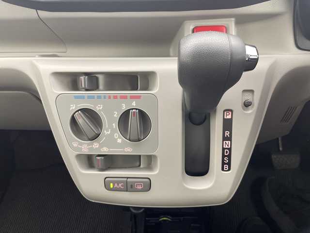ダイハツ ミラ イース X リミテッド SAⅢ 愛知県 2018(平30)年 3.4万km マゼンタベリーマイカM 純正ナビ/・ＣＤ/ＤＶＤ/・フルセグテレビ/・バックカメラ/衝突軽減ブレーキ/オートマチックハイビーム/ＥＴＣ/ドライブレコーダー/前後コーナーセンサー/ＬＥＤヘッドライト　