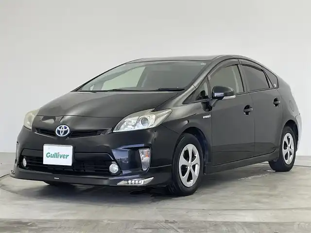 トヨタ プリウス S 群馬県 2015(平27)年 8.5万km ブラック モデリスタエアロ　純正７インチナビ　バックカメラ　ＨＩＤオートライト　純正１５インチＡＷ　ステアリングリモコン　ＥＴＣ　スマートキー　横滑り防止装置　純正フロアマット　盗難防止装置　禁煙車