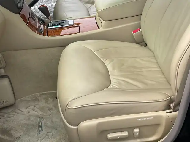 トヨタ セルシオ Cタイプ 千葉県 2003(平15)年 7.5万km ブラック サンルーフ 革シート ナビ バックカメラ 電動シート シートヒーター ウッドコンビハンドル ウッドコンビシフト ビルトインETC クルコン AFS 前後センサー トランクスポイラ HID オートライト
