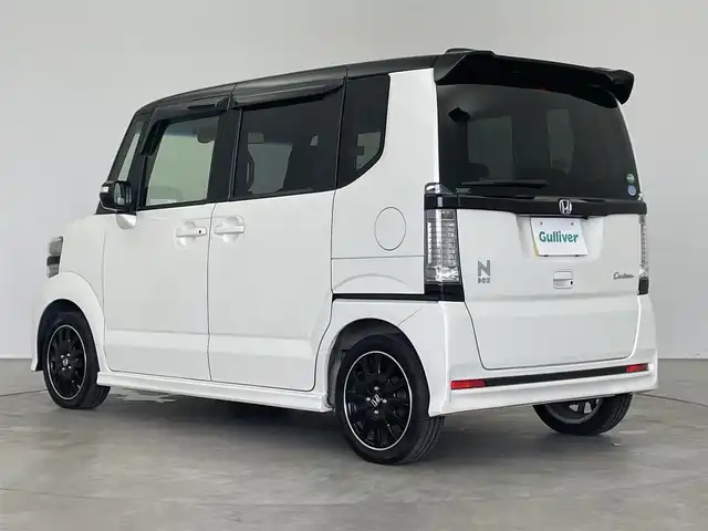 ホンダ Ｎ ＢＯＸ カスタム G ターボ Lパッケージ 埼玉県 2015(平27)年 7.7万km プレミアムホワイトパールⅡ 純正９インチナビ　/バックカメラ　/ＥＴＣ　/あんしんパッケージ　/両側パワースライドドア/純正アルミホイール　/純正フロアマット　/ハーフレザーシート　/オートライト　/ＬＥＤヘッドライト　/地デジフルセグ