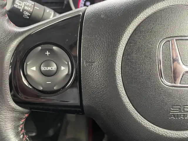 ホンダ Ｎ ＢＯＸ カスタム G ターボ Lパッケージ 埼玉県 2015(平27)年 7.7万km プレミアムホワイトパールⅡ 純正９インチナビ　/バックカメラ　/ＥＴＣ　/あんしんパッケージ　/両側パワースライドドア/純正アルミホイール　/純正フロアマット　/ハーフレザーシート　/オートライト　/ＬＥＤヘッドライト　/地デジフルセグ