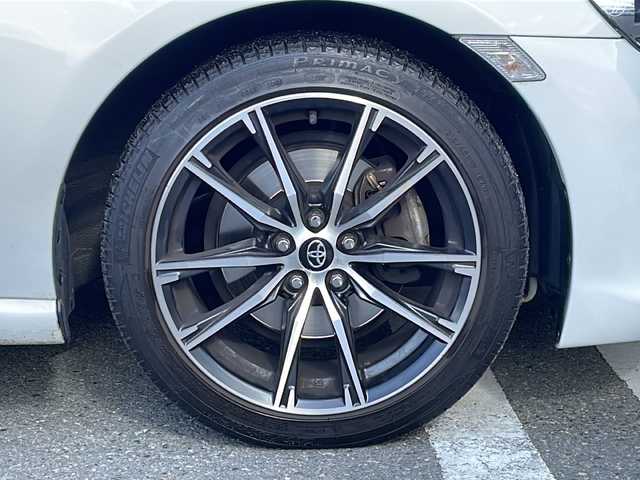 トヨタ ８６ GT リミテッド 山形県 2019(令1)年 5.1万km クリスタルホワイトパール 禁煙車/トラクションコントロール/純正ナビ NSZT-W68T/（フルセグ/DVD/CD/BT）/バックカメラ/ハーフレザーシート/シートヒーター/パドルシフト/クルーズコントロール/LEDヘッドライト/フォグランプ/リヤフォグランプ/17インチ純正アルミ/社外アルミ冬タイヤ車載/プッシュスタート