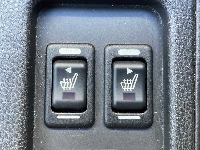 トヨタ ８６ GT リミテッド 山形県 2019(令1)年 5.1万km クリスタルホワイトパール 禁煙車/トラクションコントロール/純正ナビ NSZT-W68T/（フルセグ/DVD/CD/BT）/バックカメラ/ハーフレザーシート/シートヒーター/パドルシフト/クルーズコントロール/LEDヘッドライト/フォグランプ/リヤフォグランプ/17インチ純正アルミ/社外アルミ冬タイヤ車載/プッシュスタート