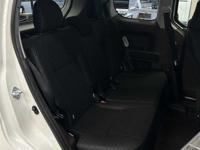 トヨタ スペイド F 千葉県 2017(平29)年 2万km ホワイトパールクリスタルシャイン ワンオーナー/ウェルキャブ助手席回転シート/純正ナビ　NSCD-W66/・TV/・Bluetooth/・CD/バックカメラ/KENWOOD DRV-325 ドライブレコーダー/ビルトインETC/プリクラッシュセーフティシステム/ オートハイビーム/車線逸脱警報/スマートキー(スペア有り)/AW付スタッドレス有り/HIDヘッドライト/取扱説明書/保証書