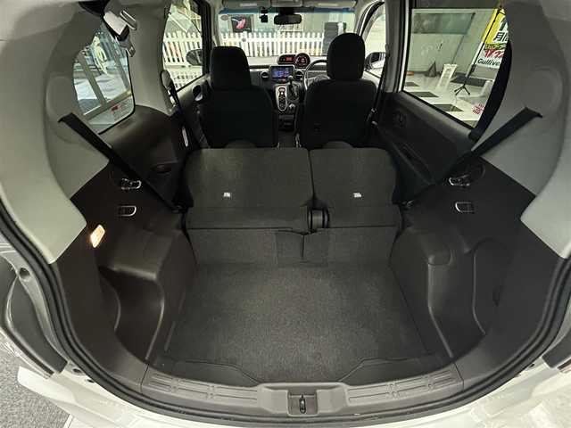 トヨタ スペイド F 千葉県 2017(平29)年 2万km ホワイトパールクリスタルシャイン ワンオーナー/ウェルキャブ助手席回転シート/純正ナビ　NSCD-W66/・TV/・Bluetooth/・CD/バックカメラ/KENWOOD DRV-325 ドライブレコーダー/ビルトインETC/プリクラッシュセーフティシステム/ オートハイビーム/車線逸脱警報/スマートキー(スペア有り)/AW付スタッドレス有り/HIDヘッドライト/取扱説明書/保証書