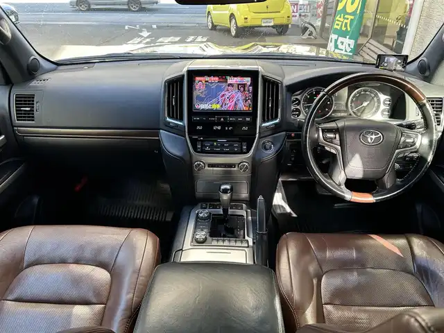 トヨタ ランドクルーザー ZX 神奈川県 2017(平29)年 12万km ブラック 純正ＳＤナビ　/フルセグＴＶ /全方位カメラ サンルーフ　/後席モニター　/追従走行付きクルーズコントロール　/パワーシート　/シートヒーター/エアシート　/モデリスタエアロ　/ETC2.0 /スペアキー　/衝突被害軽減システム/カーテンエアバッグ/社外アルミホイール