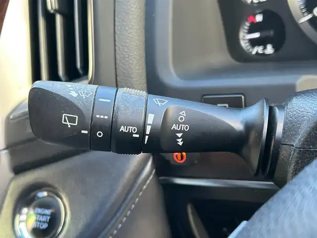 トヨタ ランドクルーザー ZX 神奈川県 2017(平29)年 12万km ブラック 純正ＳＤナビ　/フルセグＴＶ /全方位カメラ サンルーフ　/後席モニター　/追従走行付きクルーズコントロール　/パワーシート　/シートヒーター/エアシート　/モデリスタエアロ　/ETC2.0 /スペアキー　/衝突被害軽減システム/カーテンエアバッグ/社外アルミホイール