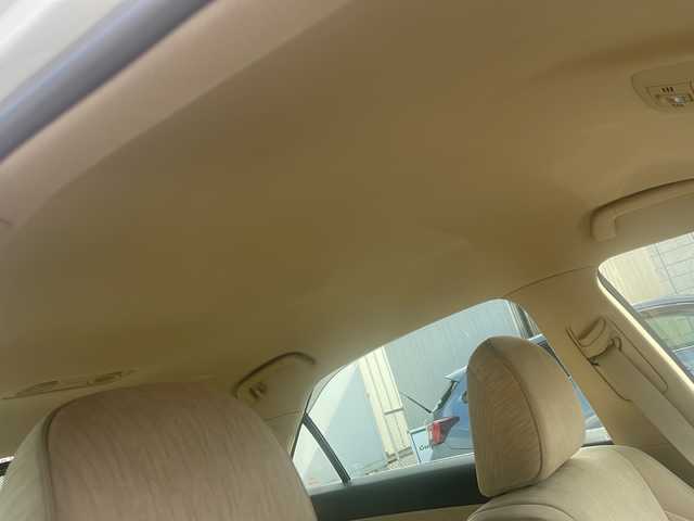 トヨタ クラウン ロイヤル RサルーンiFourプレミアED 福島県 2012(平24)年 12万km ホワイトパールクリスタルシャイン 純正HDDナビ/・エレクトロマルチビジョン/・フルセグTV/USB/AUX/CD/DVD/FM/AM/・バックカメラ/・ビルトインETC/D+N席パワーシート/D席メモリーシート/革張りステアリング/・ステアリングスイッチ/・クルーズコントロール/コーナーセンサー前後/リアウィンドウ電動シェード/シガーライター/横滑り防止装置/プッシュスタート/・スマートキー/・スペアキー1本/電動格納ミラー/・ウィンカーミラー/LEDヘッドライト/・オートライト/・フォグランプ/純正ドアバイザー/純正フロアマット