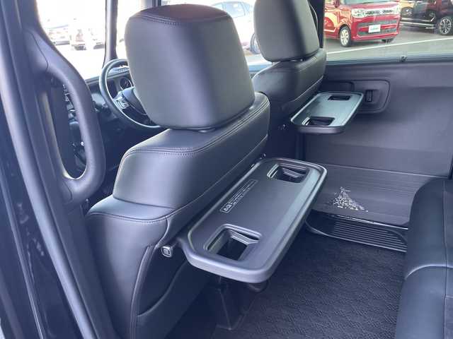 ホンダ Ｎ ＢＯＸ カスタム ターボ 群馬県 2024(令6)年 0.9万km クリスタルブラックパール ホンダセンシング/・LKA/・パーキングソナー/・衝突軽減ブレーキ/・踏み間違い/・オートハイビーム/純正メモリーナビ/（FM/AM/BT/）/フルセグTV/全方位カメラ/両側パワースライドドア/シートヒーター（D席/N席）/ハーフレザー/オートブレーキホールド/プッシュスタート/LEDヘッドライト/純正フロアマット/純正AW