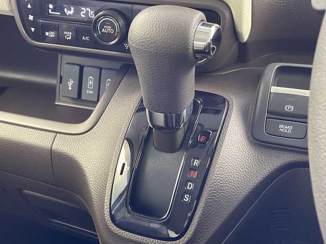 ホンダ Ｎ ＢＯＸ EX ターボ 岐阜県 2023(令5)年 0.6万km プラチナホワイトパール ターボ/純正7インチナビ/（CD/DVD/Bluetooth/フルセグ）/バックカメラ/レーダークルーズコントロール/両側パワースライドドア/電子パーキング/パドルシフト/前席シートヒーター/ステアリングスイッチ/スマートキー/スペアキー/ETC/前方ドライブレコーダー