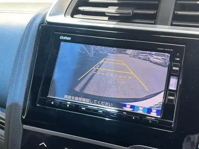 ホンダ フィット RS 静岡県 2016(平28)年 10.7万km クリスタルブラックパール ６速マニュアル/純正ナビＴＶ（フルセグ）/Bluetooth/純正リアルーフスポイラー/LED/ETC/クルーズコントロール/バックカメラ/オートライト/純正16インチアルミホイール/アイドリングストップ/スペアキーあり
