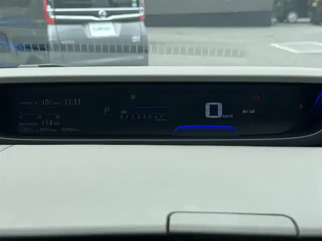 ホンダ フリード G 滋賀県 2023(令5)年 2.5万km クリスタルブラックパール 禁煙車/純正ナビ/CD/Bluetooth/FM/AM/バックカメラ/ホンダセンシング/・CMBS(衝突軽減ブレーキ)/・歩行者事故低減ステアリング/・アダプティブクルーズコントロール/・LKAS(車線維持支援システム)/・路外逸脱抑制機能/・誤発進抑制機能/・先行車発進お知らせ機能/・標識認識機能/・マルチインフォメーションディスプレイ/ETC/両側パワースライドドア/D/N席シートヒーター /ドライブレコーダー/LEDヘッドライト/オートライト/ステアリングスイッチ/ドアバイザー/プッシュスタート /スマートキー/スペアキー/純正フロアマット