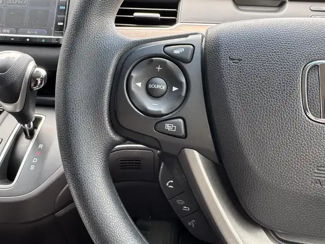 ホンダ フリード G 滋賀県 2023(令5)年 2.5万km クリスタルブラックパール 禁煙車/純正ナビ/CD/Bluetooth/FM/AM/バックカメラ/ホンダセンシング/・CMBS(衝突軽減ブレーキ)/・歩行者事故低減ステアリング/・アダプティブクルーズコントロール/・LKAS(車線維持支援システム)/・路外逸脱抑制機能/・誤発進抑制機能/・先行車発進お知らせ機能/・標識認識機能/・マルチインフォメーションディスプレイ/ETC/両側パワースライドドア/D/N席シートヒーター /ドライブレコーダー/LEDヘッドライト/オートライト/ステアリングスイッチ/ドアバイザー/プッシュスタート /スマートキー/スペアキー/純正フロアマット