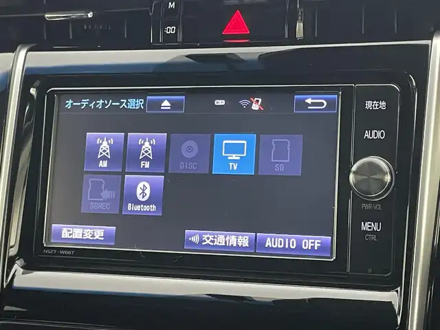 トヨタ ハリアー プレミアム 岡山県 2017(平29)年 6.4万km スパークリングブラックパールクリスタルシャイン 純正SDナビ/（CD/DVD/BT/フルセグTV）/バックカメラ/ビルトインETC/ステアリングスイッチ/ハーフレザーシート/D席パワーシート/電動リアゲート/LEDヘッドライト/オートライト/純正フロアマット/純正ドアバイザー/純正18インチアルミ/ISOFIX/ステアリングスイッチ/チルトステアリング/シートリフター/ウインカーミラー/ドアバイザー