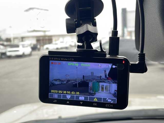 トヨタ ライズ XS 青森県 2021(令3)年 3.1万km ナチュラルベージュマイカM 寒冷地仕様/社外メモリナビ・フルセグTV/バックカメラ/前席シートヒーター/前後ドライブレコーダー/スマートアシスト/衝突軽減ブレーキ/レーンキープアシスト/オートハイビーム/コーナーセンサー/ワイパーデアイサー/スマートキー/プッシュスタート/LEDヘッドライト/社外アルミスタッドレス有/スペアキー/保証書・取説書