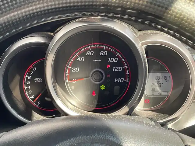 ホンダ Ｎ ＢＯＸ 2トーン カスタム ターボSSパッケージ 岡山県 2014(平26)年 8.2万km ミラノレッド 登録時走行距離81191キロ/社外SDナビ/AM/FM/Bluetooth/TV/CD/DVD/SD/無限エアロ/CTBA（シティブレーキアクティブシステム）/クルーズコントロール/バックカメラ/両側パワースライドドア/無限フロアマット/社外16インチAW/HIDヘッドライト/スマートキー/プッシュスタート/ETC