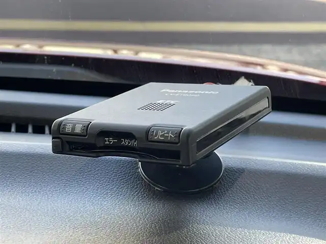 ホンダ Ｎ ＢＯＸ 2トーン カスタム ターボSSパッケージ 岡山県 2014(平26)年 8.2万km ミラノレッド 登録時走行距離81191キロ/社外SDナビ/AM/FM/Bluetooth/TV/CD/DVD/SD/無限エアロ/CTBA（シティブレーキアクティブシステム）/クルーズコントロール/バックカメラ/両側パワースライドドア/無限フロアマット/社外16インチAW/HIDヘッドライト/スマートキー/プッシュスタート/ETC