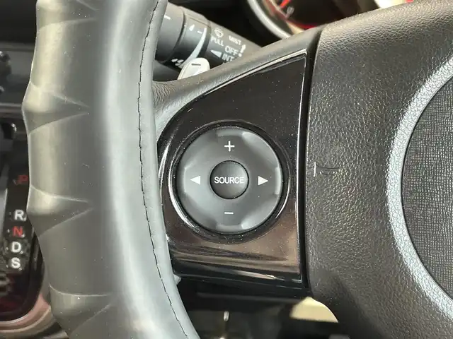 ホンダ Ｎ ＢＯＸ 2トーン カスタム ターボSSパッケージ 岡山県 2014(平26)年 8.2万km ミラノレッド 登録時走行距離81191キロ/社外SDナビ/AM/FM/Bluetooth/TV/CD/DVD/SD/無限エアロ/CTBA（シティブレーキアクティブシステム）/クルーズコントロール/バックカメラ/両側パワースライドドア/無限フロアマット/社外16インチAW/HIDヘッドライト/スマートキー/プッシュスタート/ETC