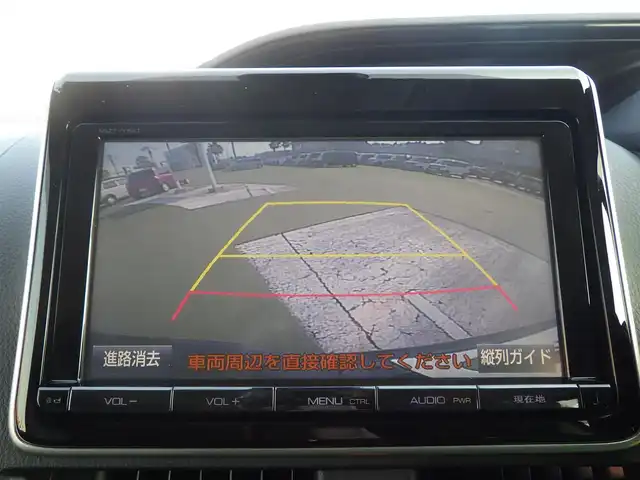 トヨタ エスクァイア Gi 千葉県 2016(平28)年 5.5万km ボルドーマイカメタリック Toyota Safety Sense/・プリクラッシュセーフティ/・レーンディパーチャーアラート/・オートハイビーム/クルーズコントロール/アイドリングストップ/両側パワースライドドア/前席シートヒーター/純正SDナビ/地デジTV/【DVD/CD再生機能　Bluetooth接続】/バックカメラ/革巻きステアリング/ETC/LEDヘッドライト/フォグライト/ウインカーミラー/社外フロントグリル/社外15インチアルミホイル/スマートキー