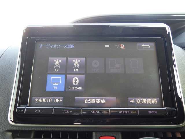 トヨタ エスクァイア Gi 千葉県 2016(平28)年 5.5万km ボルドーマイカメタリック Toyota Safety Sense/・プリクラッシュセーフティ/・レーンディパーチャーアラート/・オートハイビーム/クルーズコントロール/アイドリングストップ/両側パワースライドドア/前席シートヒーター/9インチ純正SDナビ/地デジTV/【DVD/CD再生機能　Bluetooth接続】/バックカメラ/革巻きステアリング/ETC/LEDヘッドライト/フォグライト/ウインカーミラー/社外フロントグリル/社外15インチアルミホイル/スマートキー