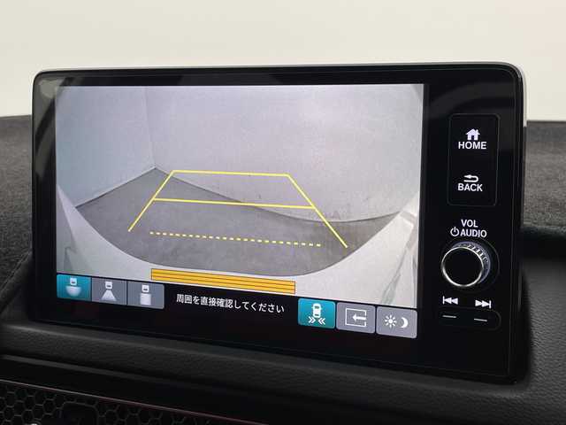 ホンダ シビック タイプR 新潟県 2024(令6)年 0.6万km チャンピオンシップホワイト 純正9インチHonda CONNECTディスプレイ/・フルセグTV/AM/FM/USB/Bluetooth/・AppleCarPlay/AndroidAuto/バックカメラ/ビルトインETC2.0/電子パーキングブレーキ/BRAKE HOLD機能/前席Honda TYPE Rシート/TYPE R専用ステアリングホイール/新車時保証書/取扱説明書/スペアキー１本/Honda SENSING/・衝突軽減ブレーキ（CMBS）/・路外逸脱抑制機能/・アダプティブクルーズコントロール（ACC）/・車線維持支援システム（LKAS）/・近距離衝突軽減ブレーキ/・先行車発進お知らせ機能/・標識認識機能/・ブラインドスポットインフォメーション/・パーキングセンサーシステム