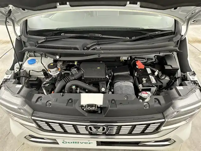 ホンダ Ｎ ＷＧＮ カスタム Lターボ ホンダS 岡山県 2022(令4)年 2.1万km プラチナホワイトパール 社外ナビ/・FM/AM/Bluetooth/フルセグ/CD/DVD/バックカメラ/ハーフレザーシート/・シートヒーター/ビルトインETC/LEDヘッドライト/ホンダセンシング/・衝突軽減ブレーキ/・車線逸脱警報/・バックソナー/・レーダークルーズコントロール/アイドリングストップ機能/横滑り防止/スマートキー2本/純正15インチアルミ/純正フロアマット/オートライト/オートエアコン