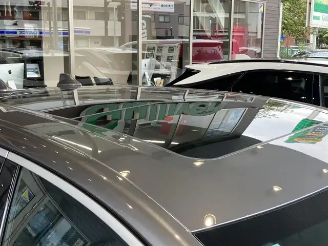 日産 アリア B6 神奈川県 2022(令4)年 1.4万km ダークメタルグレー 純正ナビ/・AM/FM/HDMI/BT/・AppleCarPlay/AndroidAuto/・フルセグTV/全周囲カメラ/・フロント/バック/サイド/プロパイロット2.0/衝突防止支援/踏み間違い防止支援/後側方車両検知支援/後側方車両衝突防止支援/車両逸脱警報/車両逸脱防止支援/駐車支援/オートマチックハイビーム/純正革巻きステアリング/・ステアリングスイッチ/レザーシート/・D/N席パワーシート/・D/N席シートヒーター/・全席シートヒーター/オートライト/・LEDライト/・フォグランプ/デジタルインナーミラー/電動アームレスト/サンルーフ/ETC2.0/BOSEプレミアムサウンド/前後ドライブレコーダー/電動格納ミラー/・ウィンカーミラー/e-pedal/置くだけ充電/電動サイドブレーキ/・オートホールドボタン/パワーバックドア/純正ドアバイザー/純正アルミホイール/純正フロアマット/スマートキー/・スペアキー