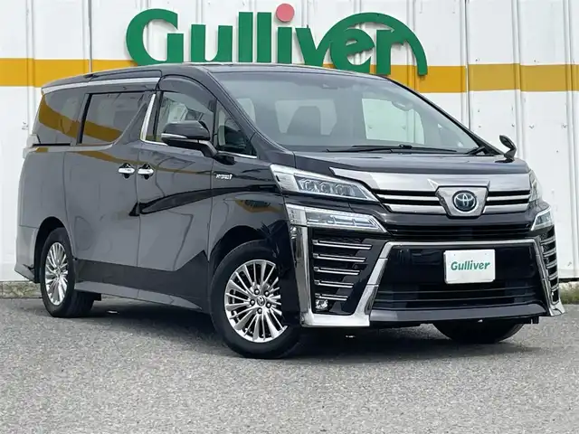 トヨタ ヴェルファイア ハイブリット ZR Gエディション 山口県 2020(令2)年 4.2万km スパークリングブラックパールクリスタルシャイン 外部検査済み/ワンオーナー/4WD/AppleCarPlay/純正メモリナビ/ （DVD/フルセグTV/Bluetooth/USB）/バックカメラ/ビルトインETC2.0/前後ドライブレコーダー/デジタルインナーミラー/後席フリップダウンモニター/両側パワースライドドア/レザーシート/前席・2列目パワーシート/前席シートヒーター/前席エアシート/パワーバックドア/ステアリングヒーター/リアサンシェード/TOYOTA Safety Sense/・レーダークルーズ コントロール/・プリクラッシュセーフティ/・レーントレーシングアシスト/・レーンディパーチャーアラート/・ロードサインアシスト/・先行車発進告知機能/・オートマチックハイビーム/ブラインドスポットモニター/パーキングサポートブレーキ/リアクロストラフィックアラート/横滑り防止機能/スマートキー/純正17インチアルミホイール/純正LEDヘッドライト/カーテンエアバック/スペアキー1本/保証書/取扱説明書