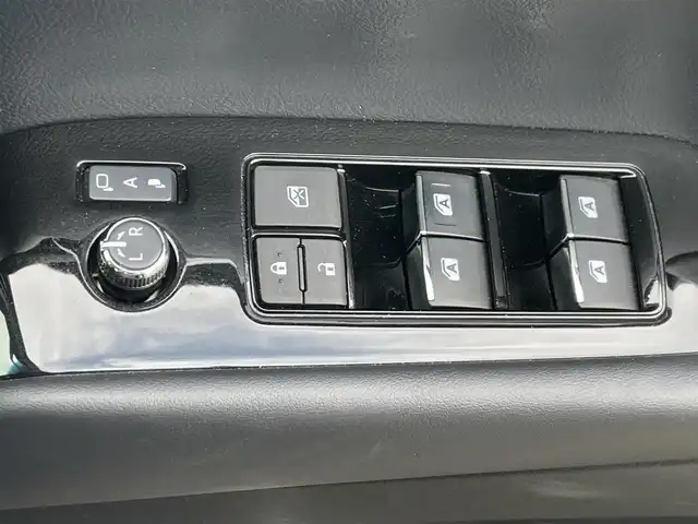 トヨタ ヴェルファイア ハイブリット ZR Gエディション 山口県 2020(令2)年 4.2万km スパークリングブラックパールクリスタルシャイン 外部検査済み/ワンオーナー/4WD/AppleCarPlay/純正メモリナビ/ （DVD/フルセグTV/Bluetooth/USB）/バックカメラ/ビルトインETC2.0/前後ドライブレコーダー/デジタルインナーミラー/後席フリップダウンモニター/両側パワースライドドア/レザーシート/前席・2列目パワーシート/前席シートヒーター/前席エアシート/パワーバックドア/ステアリングヒーター/リアサンシェード/TOYOTA Safety Sense/・レーダークルーズ コントロール/・プリクラッシュセーフティ/・レーントレーシングアシスト/・レーンディパーチャーアラート/・ロードサインアシスト/・先行車発進告知機能/・オートマチックハイビーム/ブラインドスポットモニター/パーキングサポートブレーキ/リアクロストラフィックアラート/横滑り防止機能/スマートキー/純正17インチアルミホイール/純正LEDヘッドライト/カーテンエアバック/スペアキー1本/保証書/取扱説明書