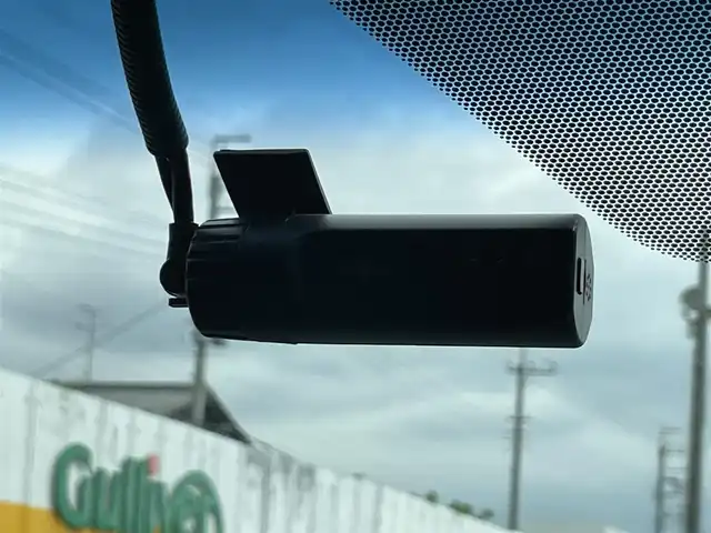 トヨタ ヴェルファイア ハイブリット ZR Gエディション 山口県 2020(令2)年 4.2万km スパークリングブラックパールクリスタルシャイン 外部検査済み/ワンオーナー/4WD/AppleCarPlay/純正メモリナビ/ （DVD/フルセグTV/Bluetooth/USB）/バックカメラ/ビルトインETC2.0/前後ドライブレコーダー/デジタルインナーミラー/後席フリップダウンモニター/両側パワースライドドア/レザーシート/前席・2列目パワーシート/前席シートヒーター/前席エアシート/パワーバックドア/ステアリングヒーター/リアサンシェード/TOYOTA Safety Sense/・レーダークルーズ コントロール/・プリクラッシュセーフティ/・レーントレーシングアシスト/・レーンディパーチャーアラート/・ロードサインアシスト/・先行車発進告知機能/・オートマチックハイビーム/ブラインドスポットモニター/パーキングサポートブレーキ/リアクロストラフィックアラート/横滑り防止機能/スマートキー/純正17インチアルミホイール/純正LEDヘッドライト/カーテンエアバック/スペアキー1本/保証書/取扱説明書