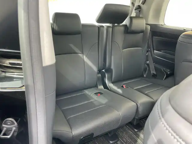 トヨタ ヴェルファイア ハイブリット ZR Gエディション 山口県 2020(令2)年 4.2万km スパークリングブラックパールクリスタルシャイン 外部検査済み/ワンオーナー/4WD/AppleCarPlay/純正メモリナビ/ （DVD/フルセグTV/Bluetooth/USB）/バックカメラ/ビルトインETC2.0/前後ドライブレコーダー/デジタルインナーミラー/後席フリップダウンモニター/両側パワースライドドア/レザーシート/前席・2列目パワーシート/前席シートヒーター/前席エアシート/パワーバックドア/ステアリングヒーター/リアサンシェード/TOYOTA Safety Sense/・レーダークルーズ コントロール/・プリクラッシュセーフティ/・レーントレーシングアシスト/・レーンディパーチャーアラート/・ロードサインアシスト/・先行車発進告知機能/・オートマチックハイビーム/ブラインドスポットモニター/パーキングサポートブレーキ/リアクロストラフィックアラート/横滑り防止機能/スマートキー/純正17インチアルミホイール/純正LEDヘッドライト/カーテンエアバック/スペアキー1本/保証書/取扱説明書