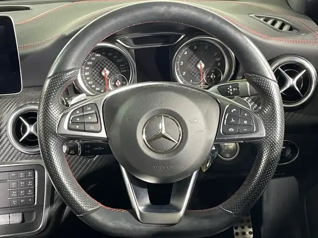 メルセデス・ベンツ Ａ１８０ スポーツ 福岡県 2017(平29)年 3万km 白 純正ナビ/（CD/AM/FM/BT）/フルセグ/バックカメラ/クルーズコントロール/アイドリングストップ/コーナーセンサー/D/Nシートヒーター/D/Nパワーシート/メモリシート/BSM/横滑り防止装置