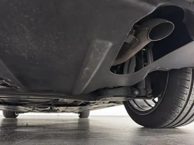 メルセデス・ベンツ Ｂ２００ｄ AMGライン 三重県 2020(令2)年 2.4万km デジタルホワイト ディーゼル・ターボ/FF/MTモード付コラム8AT/10.25インチナビ MBUX/（AM/FM/TV/USB-C/Bluetooth/CarPlay/AndroidAuto）/360°カメラシステム*/ドライブレコーダー 前後/ETC2.0/安全/レーダーセーフティパッケージ*/●PRE-SAFEブレーキ、PRE-SAFE＋/●アクティブレーンキーピングアシスト/●ブラインドスポットアシスト/●アクティブディスタンスアシスト・ディストロニック（追従走行・自動再発進機能付クルコン）/●パークトロニック（コーナーセンサー）/●アクティブパーキングアシスト/●レーンチェンジアシスト/●アテンションアシスト/など/装備/【AMGライン*】/●18インチ5ツインスポークAW/●ステンレスペダル/●アダプティブハイビームアシスト・プラス/【アドバンスドパッケージ*】/●ヘッドアップディスプレイ/●アドバンスドサウンドシステム（10スピーカー）/・ハーフレザーシート/・シートヒーター（D/N）/・メモリー付12wayパワーシート（D/N）/・左右独立オートエアコン/・LEDインテリジェントライトシステム/・オートトランク/など/*…メーカーOP