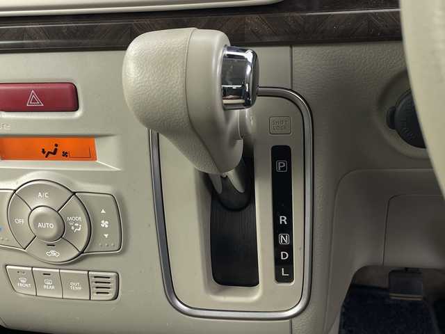 スズキ ラパン モード 埼玉県 2019(令1)年 5.2万km 青Ⅱ 純正8インチナビ　/全方位カメラ/前席シートヒーター/ドライブレコーダー　/ＥＴＣ/衝突軽減ブレーキ　/レーンキープアシスト　/コーナーセンサー　　/横滑り防止措置　/ドアバイザー　/純正フロアマット　/ステアリングスイッチ　