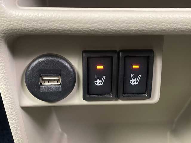 スズキ ラパン モード 埼玉県 2019(令1)年 5.2万km 青Ⅱ 純正8インチナビ　/全方位カメラ/前席シートヒーター/ドライブレコーダー　/ＥＴＣ/衝突軽減ブレーキ　/レーンキープアシスト　/コーナーセンサー　　/横滑り防止措置　/ドアバイザー　/純正フロアマット　/ステアリングスイッチ　