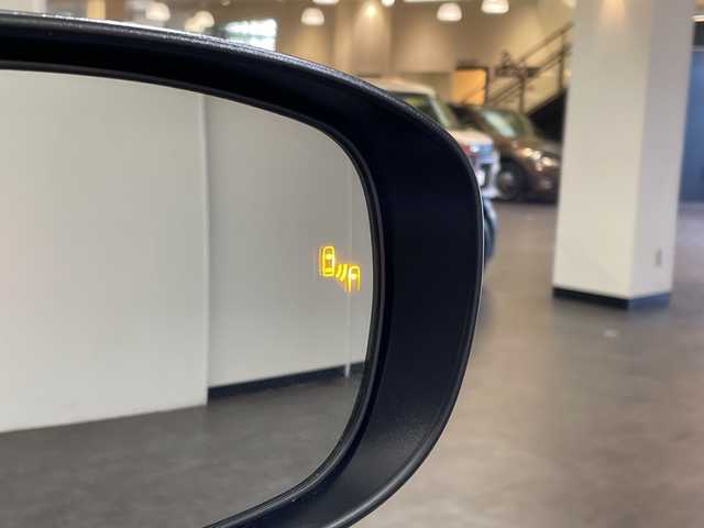 トヨタ ライズ Z 愛媛県 2025(令7)年 0.8万km ブラックマイカメタリック パノラミックビューパッケージ/9型ディスプレイオーディオ/アップルカープレイ/ブラインドスポットモニター/リヤクロストラフィックアラート/ステアリングスイッチ/アダプティブクルーズコントロール