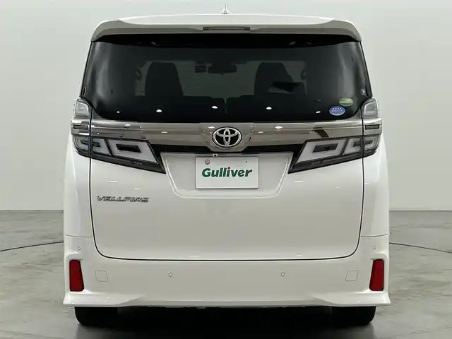 トヨタ ヴェルファイア Z Aエディション 福岡県 2019(平31)年 5.7万km ホワイトパールクリスタルシャイン サンルーフ　/後席モニター　/社外ナビ（ＢＴ，フルセグＴＶ）　/バックカメラ　/ＥＴＣ　/前後ドラレコ　/ＡＣＣ　/コーナーセンサー　/衝突軽減ブレーキ　/レーンキープ　/両側電動スライドドア　/パワーバックドア　/ＬＥＤ