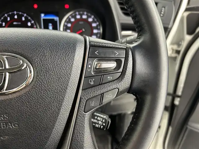 トヨタ ヴェルファイア Z Aエディション 福岡県 2019(平31)年 5.7万km ホワイトパールクリスタルシャイン サンルーフ　/後席モニター　/社外ナビ（ＢＴ，フルセグＴＶ）　/バックカメラ　/ＥＴＣ　/前後ドラレコ　/ＡＣＣ　/コーナーセンサー　/衝突軽減ブレーキ　/レーンキープ　/両側電動スライドドア　/パワーバックドア　/ＬＥＤ