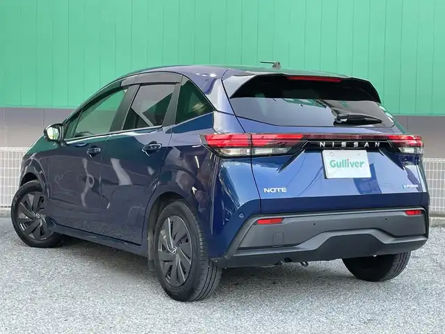 日産 ノート S 千葉県 2021(令3)年 1.7万km オーロラフレアブルーパール ワンオーナー/純正ナビ/　(CD/SD/Bluetooth)/フルセグTV/アラウンドビューモニター/インテリジェントルームミラー/ETC/エマージェンシーブレーキ/車線逸脱防止支援/後側方衝突防止支援/前後コーナーセンサー/オートハイビーム/オートライト/ヘッドライトレベライザー/ウィンカー付き電動格納ミラー/ドアバイザー/ダブル＆サイド＆カーテンエアバッグ/スマートキー×2/保証書＆取扱説明書/ナビ取扱説明書