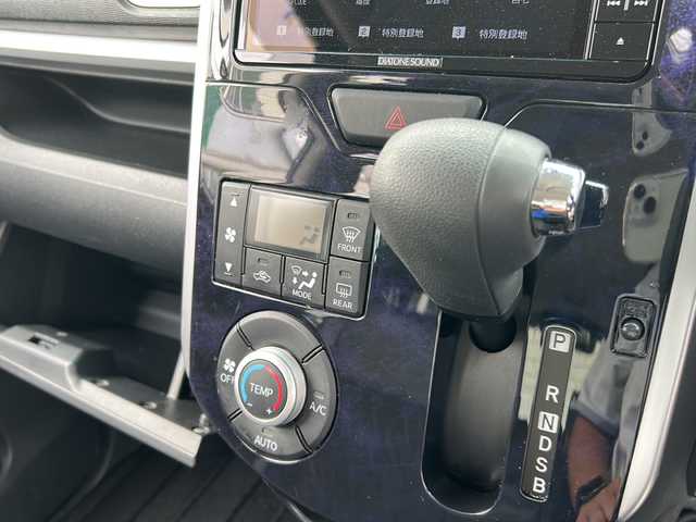 ダイハツ タント カスタム X トップED SAⅡ 茨城県 2016(平28)年 6.1万km ブラックマイカメタリック (株)IDOMが運営する【じしゃロン水戸店】の自社ローン専用車両になりますこちらは現金またはオートローンご利用時の価格です。自社ローンご希望の方は別途その旨お申付け下さい/純正ナビ/片側パワースライドドア/スマートキー/フルセグTV/横滑り防止システム/LEDライト/Bluetooth/バックカメラ/アイドリングストップ