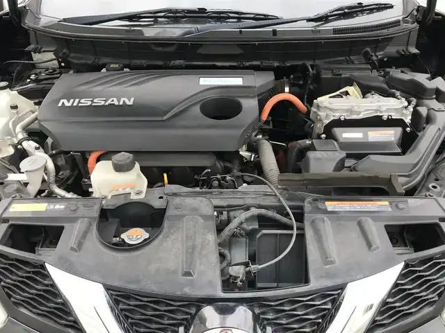 日産 エクストレイル ハイブリッド モード・プレミア 栃木県 2016(平28)年 10.3万km ダイヤモンドブラック 株)IDOMが運営する【じしゃロン小山店】の自社ローン専用車両になります。こちらは現金またはオートローンご利用時の価格です。自社ローンご希望の方は別途その旨お申付け下さい//純正フルセグナビ/（CD/DVD/AM/FMラジオ）/(Bluetooth)/スマートキー/プッシュスタート/バックカメラ/ＥＴＣ/エマージェンシーブレーキ/車線逸脱警報/ステアリングリモコン/電動格納ドアミラー/パワーウインドウ/防眩ミラー/オートライト